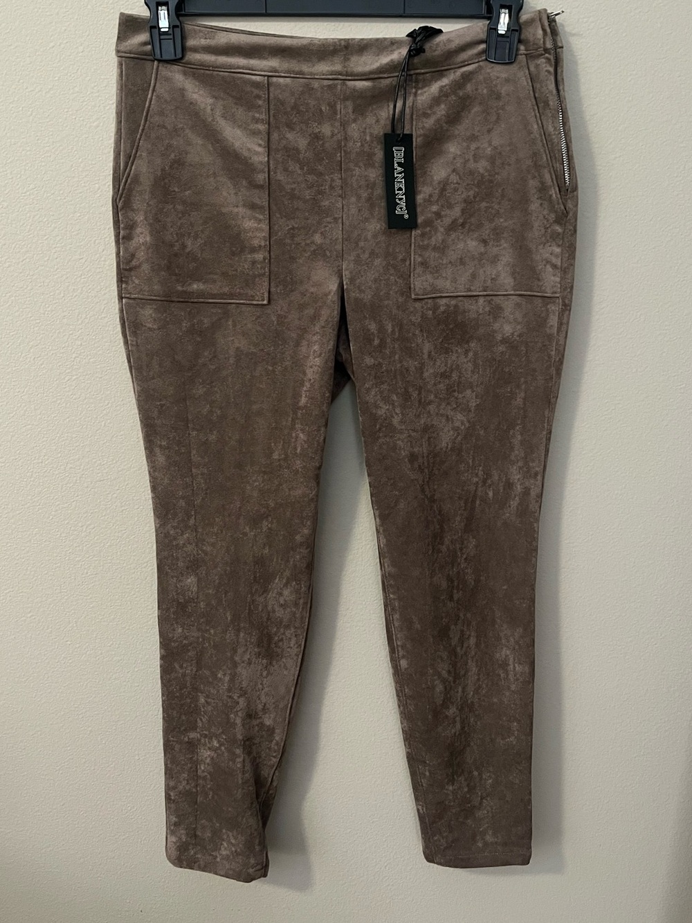 Blank NYC Faux-Suede Skinny Ankle Pants in Taupe • Size 30/10 • NWT